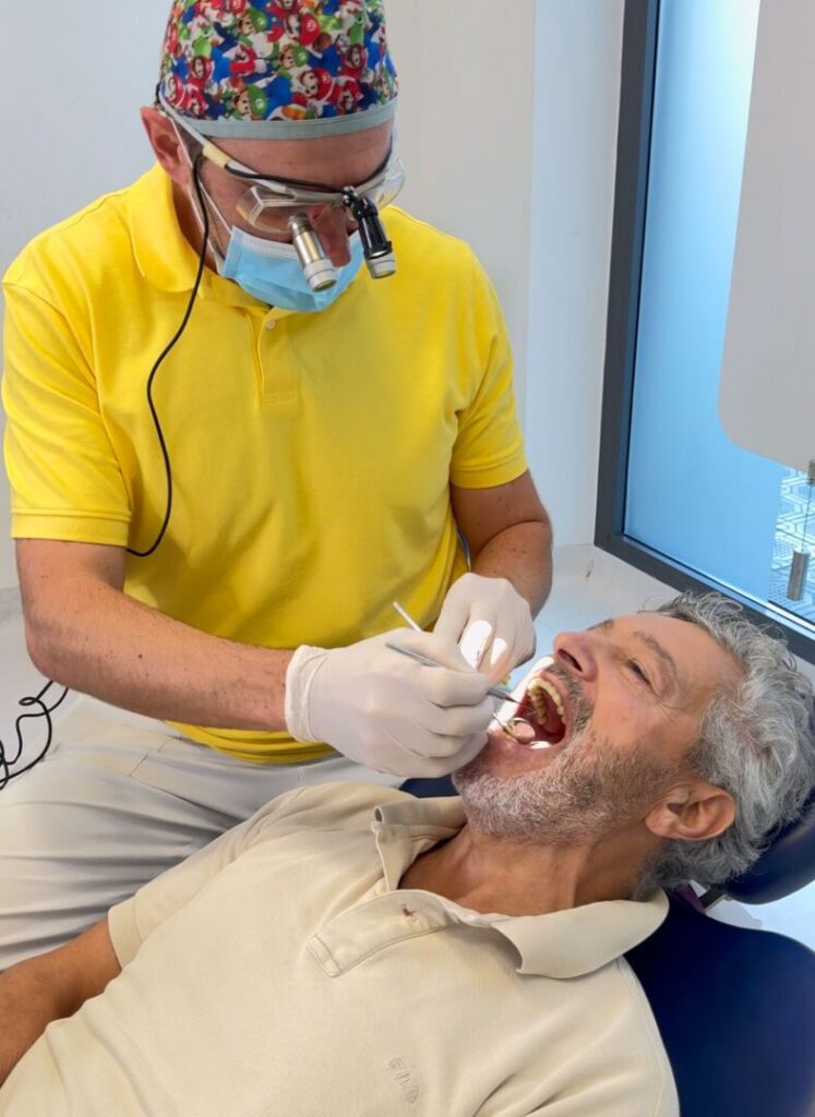 Personalizzazione FOTO CI PRENDIAMO CURA DI TE GALLERY 4 - Dentista a Lucca